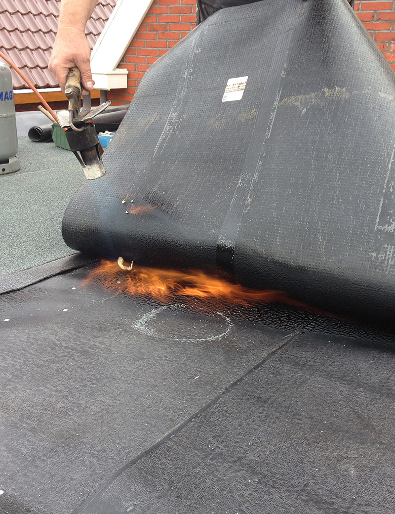 Travaux d'étanchéité à Suresnes (92150) dans les Hauts de Seine (92).