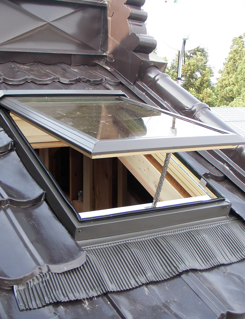 Pose de Velux à Suresnes (92150) dans les Hauts de Seine (92).